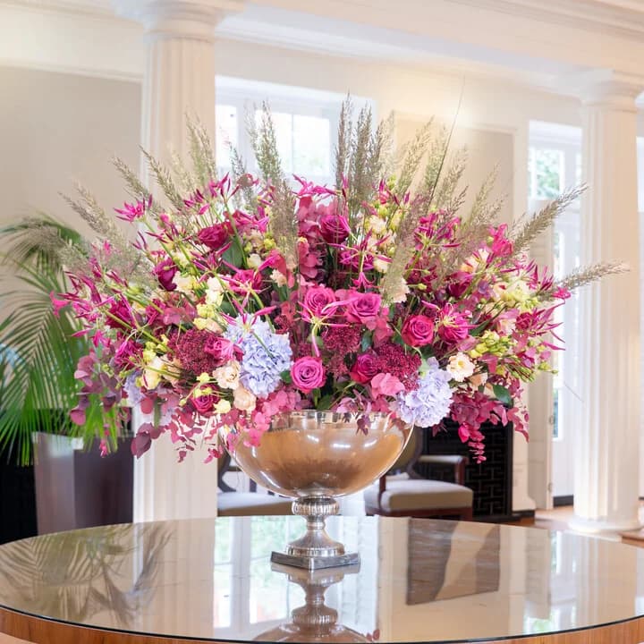 Corporate table arrangement by Moyses Stevens