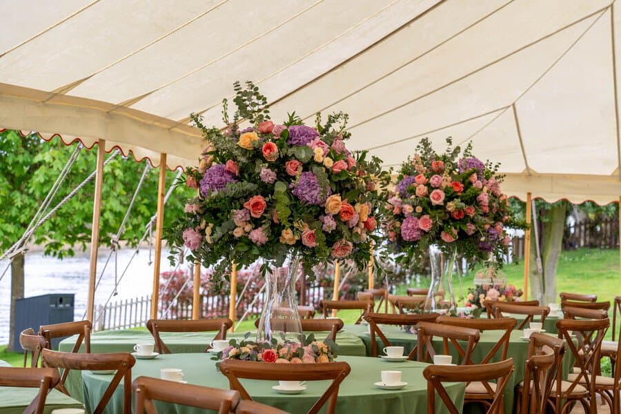 Tablescape with seasonal florals by Moyses Stevens