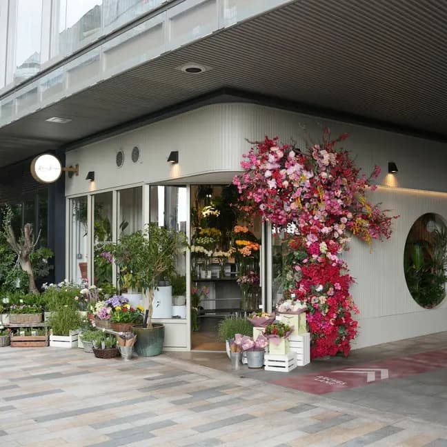 Moyses Stevens flower shop, Battersea Power Station, London
